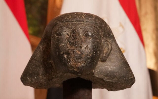 A 3,500-year-old granodiorite head sculpture, believed to originate from Luxor in southern Egypt, depicting a senior official from the reign of Pharaoh Thutmose III (1479–1425 BCE), which Dutch officials returned to Egypt, in the Hague, Netherlands February 5, 2026. (REUTERS/Milan Berckmans) A 3,500-year-old granodiorite head sculpture, believed to originate from Luxor in southern Egypt, depicting a senior official from the reign of Pharaoh Thutmose III (1479–1425 BCE), which Dutch officials returned to Egypt, in the Hague, Netherlands February 5, 2026. (REUTERS/Milan Berckmans)