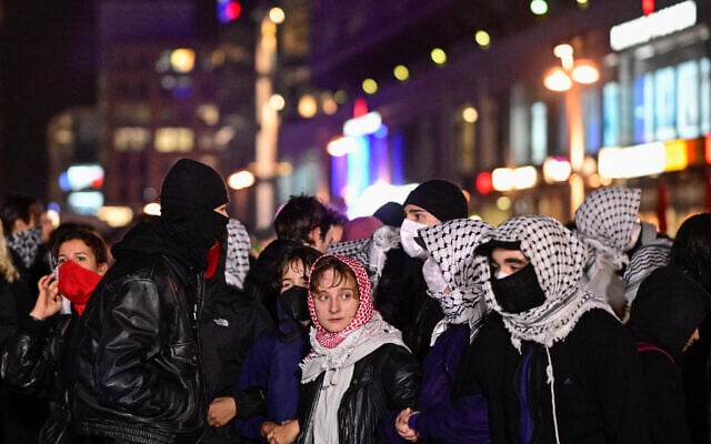 Illustrative: Pro-Palestinian, anti-Israel protesters take part in a banned demonstration at Berlin's Alexanderplatz on October 7, 2025. (Photo by John MACDOUGALL / AFP) Illustrative: Pro-Palestinian, anti-Israel protesters take part in a banned demonstration at Berlin's Alexanderplatz on October 7, 2025. (Photo by John MACDOUGALL / AFP)