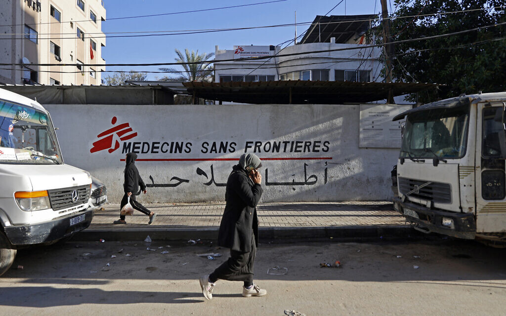 Doctors Without Borders suspends activities at Gaza hospital due to presence of gunmen