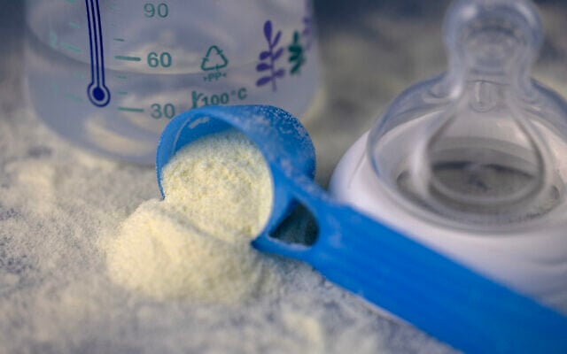 Illustrative photo of infant milk formula in Quimper, western France January 29, 2026. (Fred TANNEAU / AFP) Illustrative photo of infant milk formula in Quimper, western France January 29, 2026. (Fred TANNEAU / AFP)