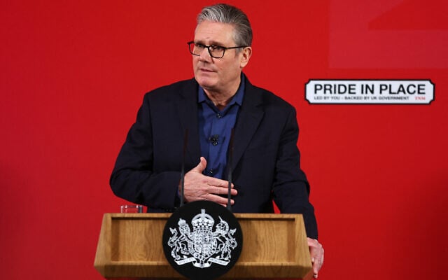 Britain's Prime Minister Keir Starmer delivers a speech at Horntye Park Sports Complex, in St Leonards-on-Sea, southeast England, February 5, 2026. (Peter Nicholls / POOL / AFP)