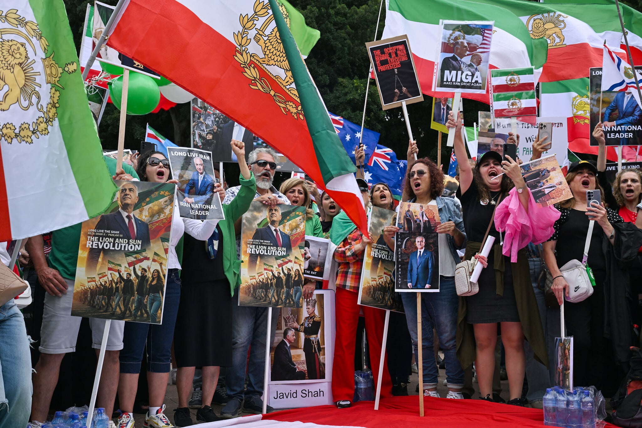 Widespread arrests roil Iran weeks after security forces crushed protests