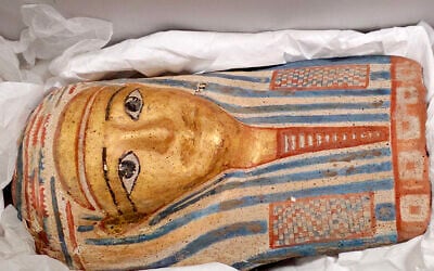 This handout image released by Queensland Police on February 16, 2026, shows a recovered Egyptian artifact on display in the town of Caboolture, Queensland, Australia. (Handout / QUEENSLAND POLICE SERVICE / AFP)