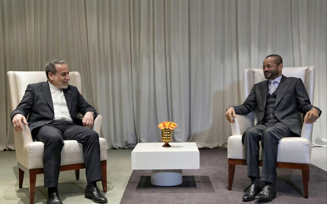 This handout photo released by the Iranian Ministry of Foreign Affairs on February 16, 2026, shows Iranian Foreign Minister Abbas Araghchi (L) meeting with Oman's Foreign Minister Badr bin Hamad al-Busaidi in Geneva. (Iranian Ministry of Foreign Affairs / AFP) This handout photo released by the Iranian Ministry of Foreign Affairs on February 16, 2026, shows Iranian Foreign Minister Abbas Araghchi (L) meeting with Oman's Foreign Minister Badr bin Hamad al-Busaidi in Geneva. (Iranian Ministry of Foreign Affairs / AFP)