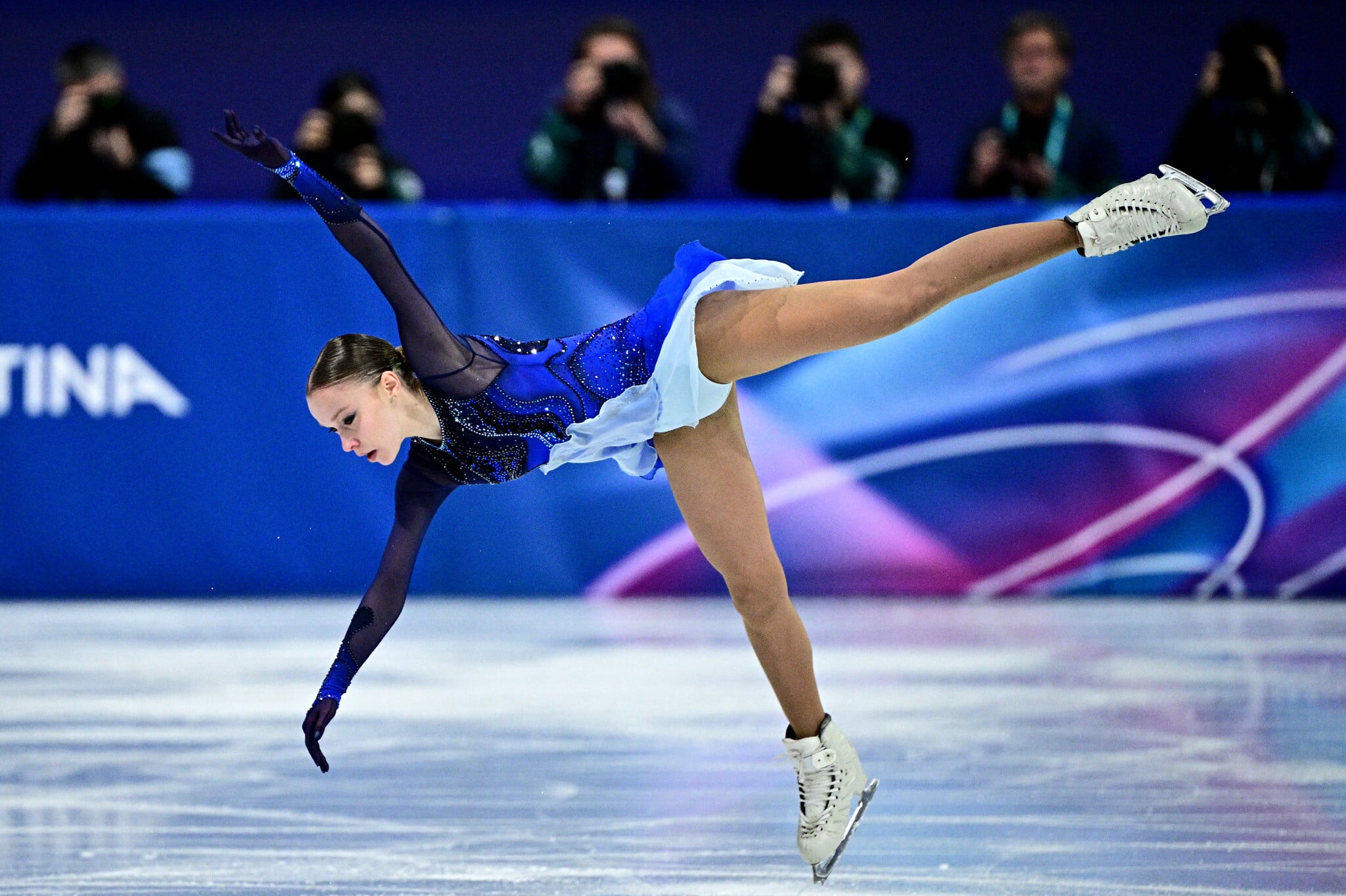 Israeli Olympic figure skater qualifies for free skate after