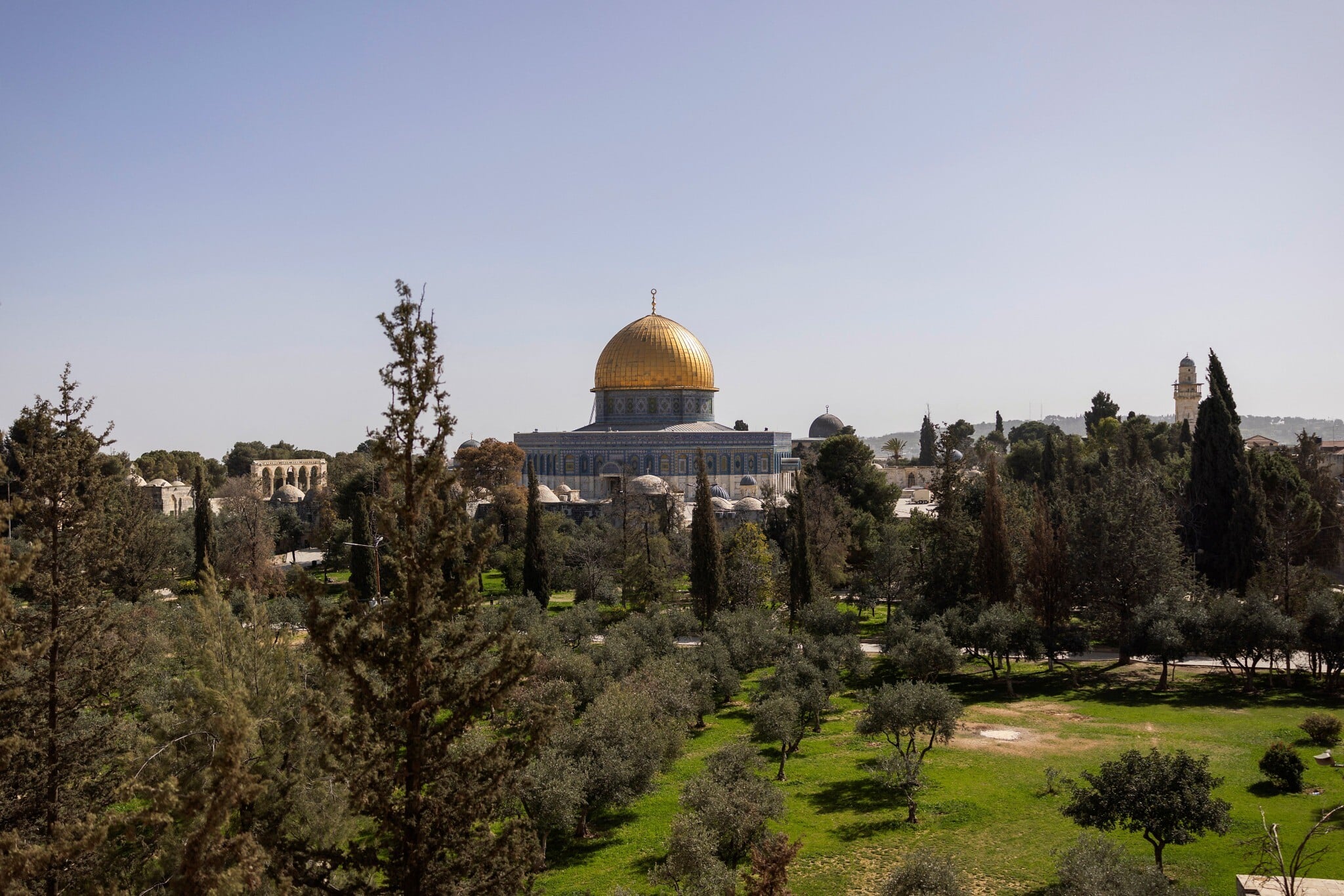 Jewish worshipers get extended visiting hours on Temple Mount during Ramadan