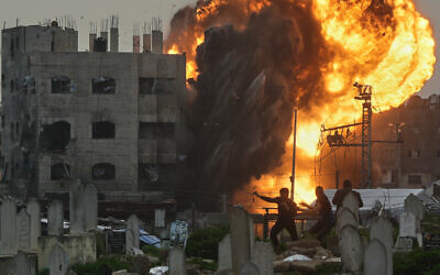 Smoke and flames rise after an IDF strike, following an evacuation order, in the Zeitoun neighborhood of Gaza City, Feb. 6, 2026. (AP Photo/Jehad Alshrafi) Smoke and flames rise after an IDF strike, following an evacuation order, in the Zeitoun neighborhood of Gaza City, Feb. 6, 2026. (AP Photo/Jehad Alshrafi)