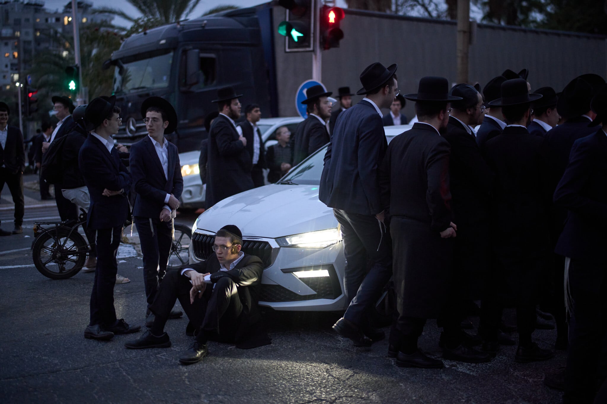 Haredi protesters block highway, clash with police after suspected draft dodgers arrested