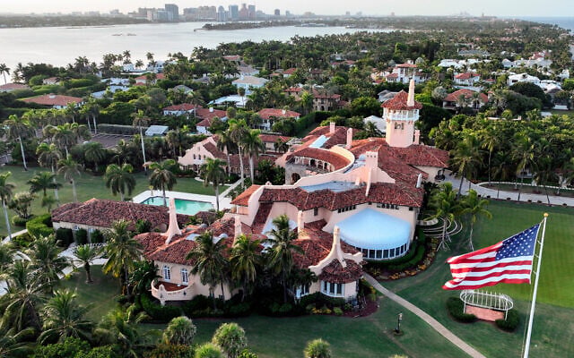 An aerial view of US President Donald Trump's Mar-a-Lago estate, Aug. 10, 2022, in Palm Beach, Florida. (AP Photo/Steve Helber, File) An aerial view of US President Donald Trump's Mar-a-Lago estate, Aug. 10, 2022, in Palm Beach, Florida. (AP Photo/Steve Helber, File)