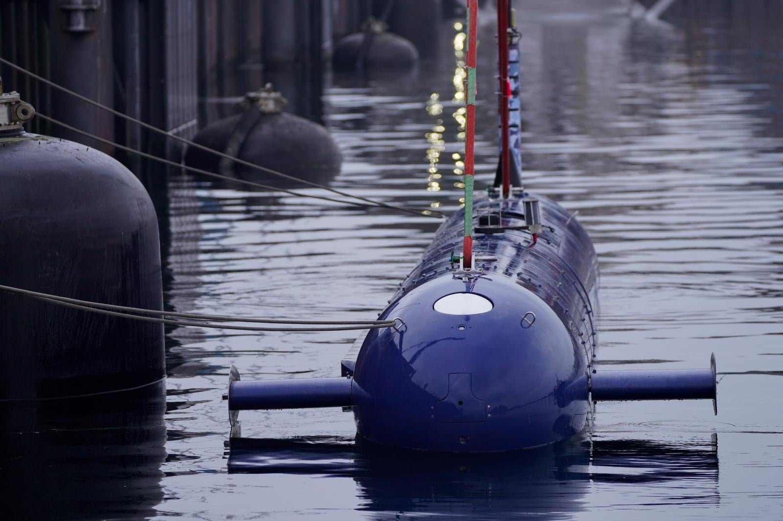 Israel delivers unmanned spy submarine to German military