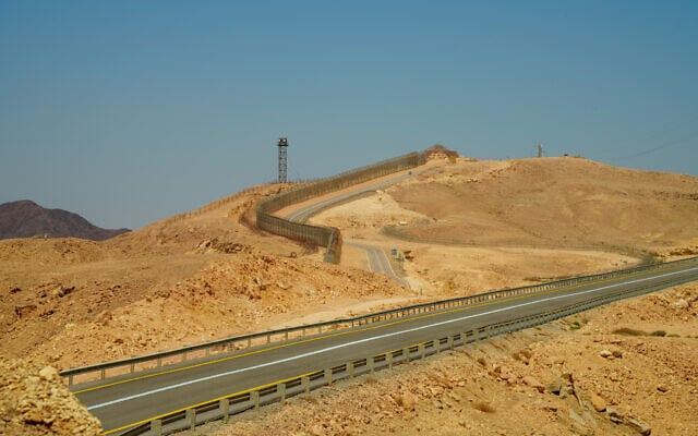 An illustrative photo of the Israel-Egypt border, September 9, 2025. (Yaniv Nadav/Flash90) An illustrative photo of the Israel-Egypt border, September 9, 2025. (Yaniv Nadav/Flash90)