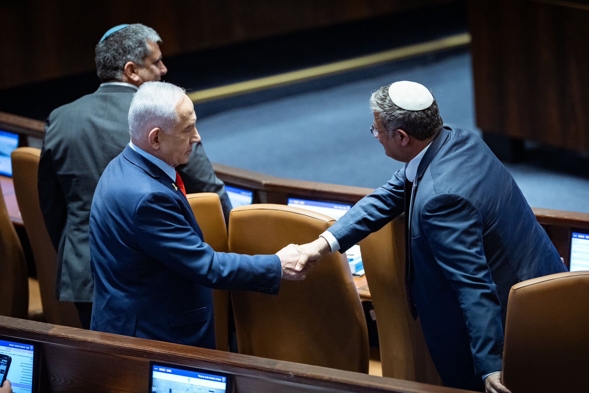 High Court orders Netanyahu to explain why he hasn’t fired Ben Gvir