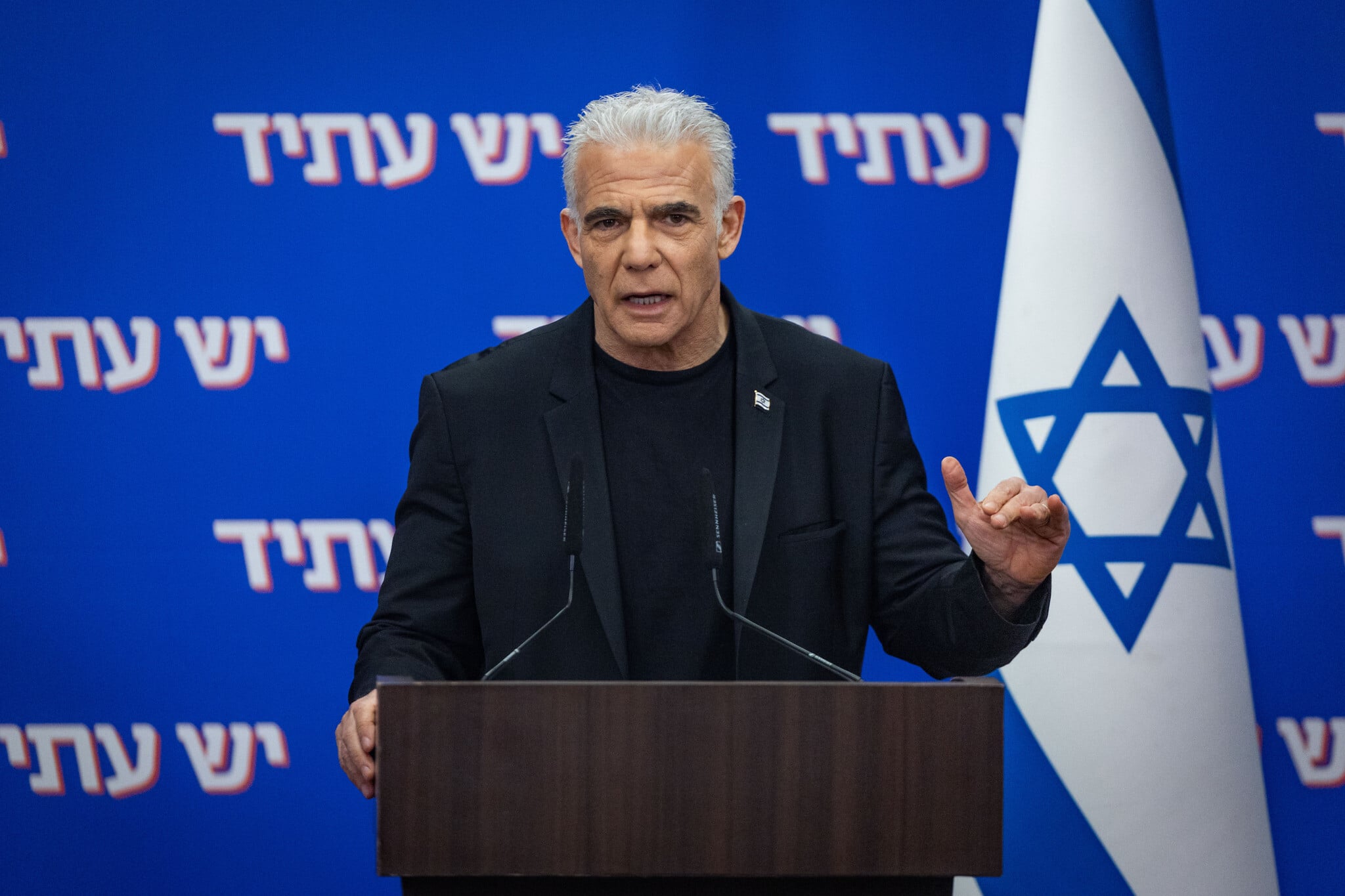 Lapid: Police may need to probe Netanyahu’s ‘intentional forgery’ of October 7 protocols
