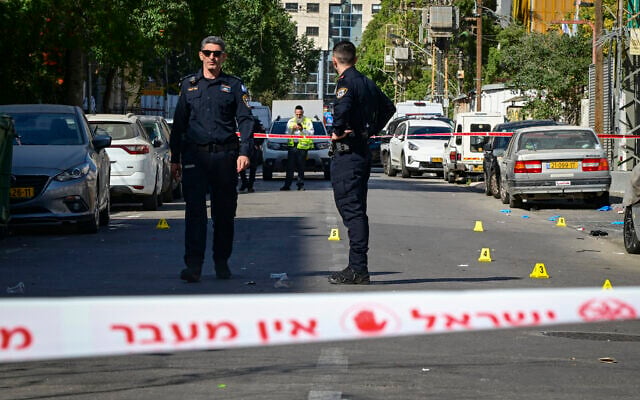 Police at the scene where a man was found dead after being stabbed outside a nightclub in Tel Aviv, on February 20, 2026. (Avshalom Sassoni/Flash90) Police at the scene where a man was found dead after being stabbed outside a nightclub in Tel Aviv, on February 20, 2026. (Avshalom Sassoni/Flash90)