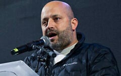 Former national security adviser Eyal Hulata speaks at an anti-government protest demanding the establishment of a state commission of inquiry into Hamas's onslaught of October 7, 2023, at Habima Square in Tel Aviv, February 21, 2026. (Avshalom Sassoni/Flash90)