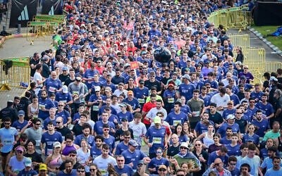 Thousands of runners take part in Tel Aviv on February 27, 2026. (Avshalom Sassoni‎‏/Flash90)