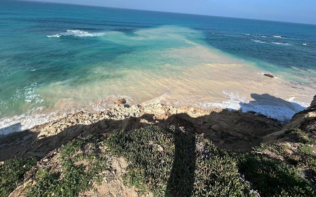 A collapsed cliff on Sidna Ali beach in Herzliya, February 21, 2026. (Nature and Parks Authority/Asaf Nissenbaum) A collapsed cliff on Sidna Ali beach in Herzliya, February 21, 2026. (Nature and Parks Authority/Asaf Nissenbaum)