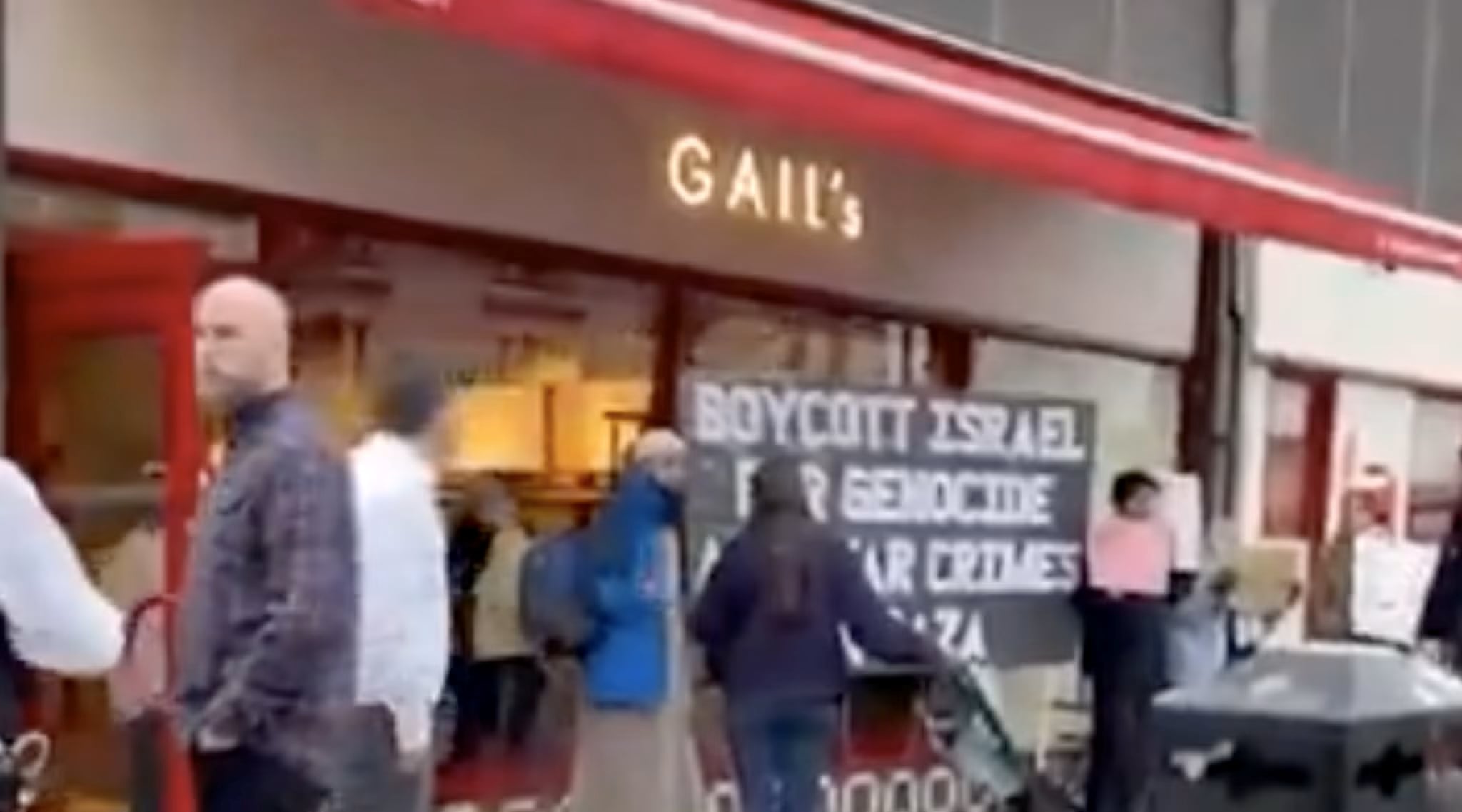 UK Jewish leaders condemn vandalism of London bakery accused of ‘funding Israel’