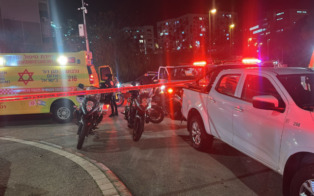 Paramedics arrive at the scene of a double homicide in Haifa on February 18, 2026. (Magen David Adom) Paramedics arrive at the scene of a double homicide in Haifa on February 18, 2026. (Magen David Adom)