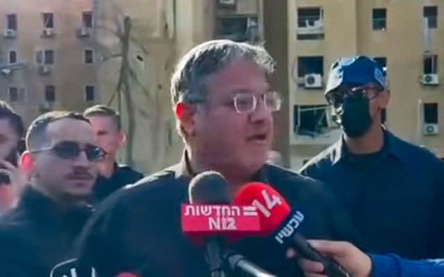 Osher Gabbay (left) accompanies National Security Minister Itamar Ben Gvir (center) to the site of an Iranian missile impact in Beersheba on March 2, 2026. (Screenshot/Otzma Yehudit via Youtube) Osher Gabbay (left) accompanies National Security Minister Itamar Ben Gvir (center) to the site of an Iranian missile impact in Beersheba on March 2, 2026. (Screenshot/Otzma Yehudit via Youtube)