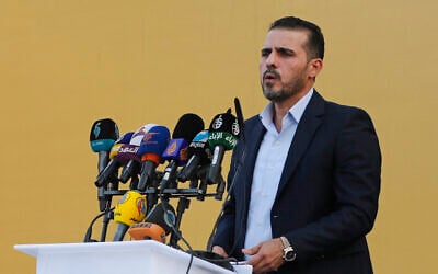 Abu Ali al-Askari, spokesperson of Iraqi Kataeb Hezbollah, speaks during a campaign rally in Baghdad on September 3, 2021. (AHMAD AL-RUBAYE / AFP) Abu Ali al-Askari, spokesperson of Iraqi Kataeb Hezbollah, speaks during a campaign rally in Baghdad on September 3, 2021. (AHMAD AL-RUBAYE / AFP)