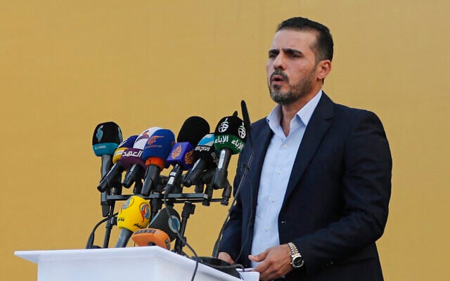 Abu Ali al-Askari, spokesperson of Iraqi Kataeb Hezbollah, speaks during a campaign rally in Baghdad on September 3, 2021. (AHMAD AL-RUBAYE / AFP) Abu Ali al-Askari, spokesperson of Iraqi Kataeb Hezbollah, speaks during a campaign rally in Baghdad on September 3, 2021. (AHMAD AL-RUBAYE / AFP)