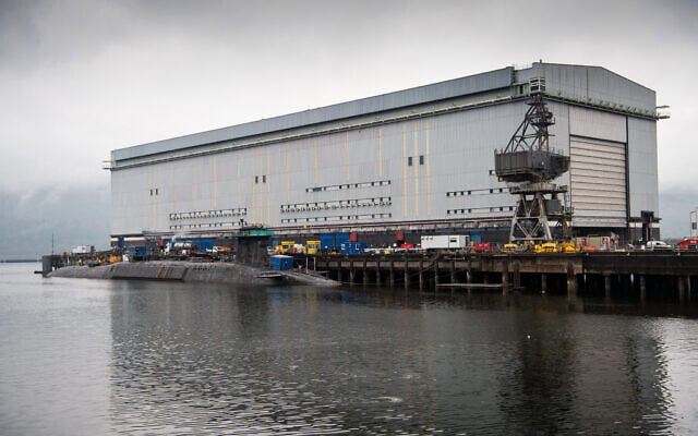 A Vanguard-class submarine undergoes maintenance at HM Naval Base Clyde at Faslane, north-west of Glasgow, Scotland, April 28, 2023. (Andy Buchanan / AFP) A Vanguard-class submarine undergoes maintenance at HM Naval Base Clyde at Faslane, north-west of Glasgow, Scotland, April 28, 2023. (Andy Buchanan / AFP)