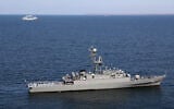 This handout picture provided by the Iranian Defence Ministry on March 12, 2024 shows the Islamic Republic of Iran Navy frigate IRIS Dena (75) at sea in the Gulf of Oman (Iranian Army office / AFP)