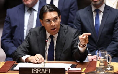 Israeli Ambassador to the UN Danny Danon points toward the Iranian delegation during a United Nations Security Council meeting on the situation in the Middle East at UN headquarters in New York on February 28, 2026. (CHARLY TRIBALLEAU / AFP)