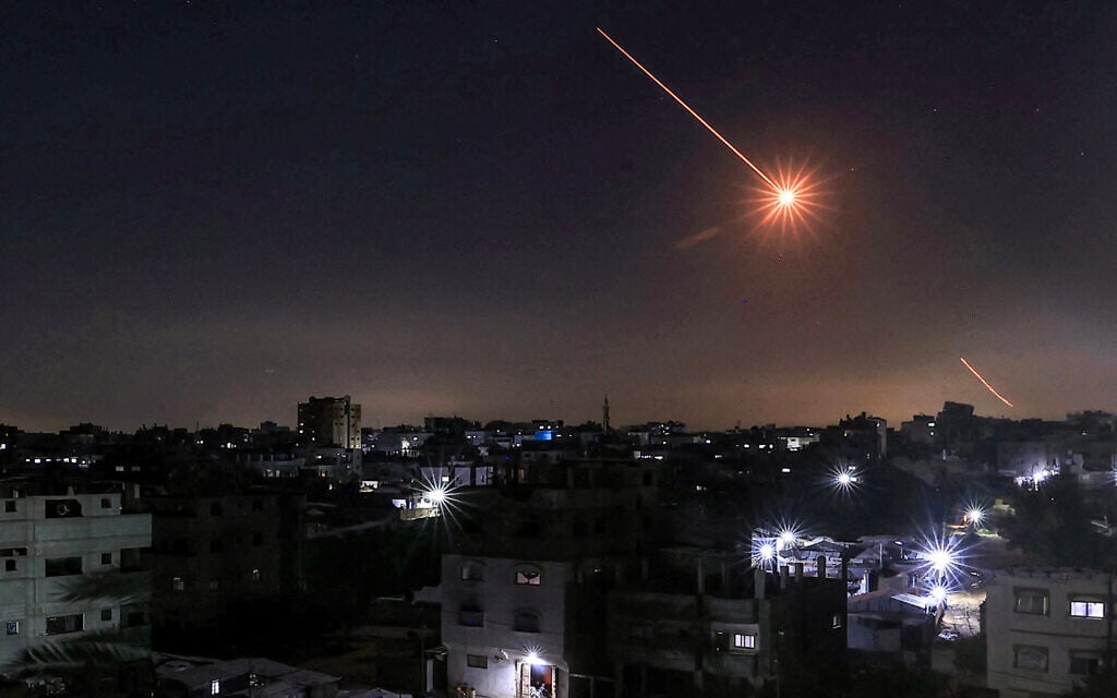 A missile launched from Iran is pictured in the sky from the Bureij refugee camp in the central Gaza Strip on March 1, 2026. (Eyad Baba/AFP)