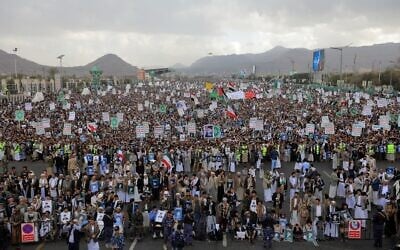Houthis rally in solidarity with Iran and Lebanon, amid the US-Israeli conflict with Iran, in the Yemeni capital Sanaa on March 6, 2026. (Mohammed HUWAIS / AFP)