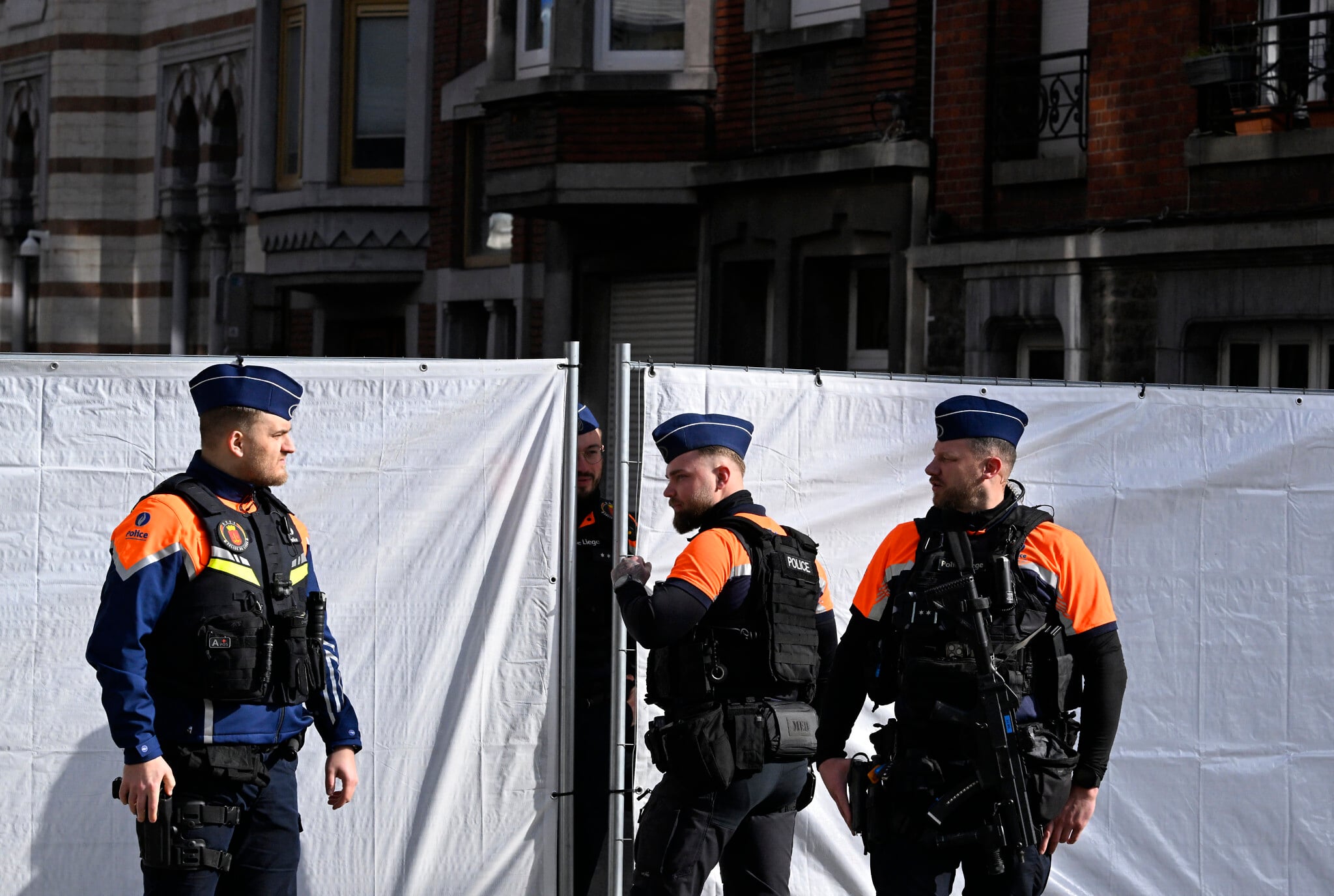 Forensisch onderzoek bij de synagoge in Luik