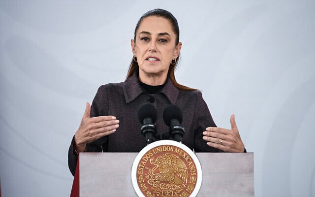Mexico's President Claudia Sheinbaum speaks during her daily press conference at the Women's Oncology Hospital in Mexico City on March 9, 2026. (Yuri CORTEZ / AFP) Mexico's President Claudia Sheinbaum speaks during her daily press conference at the Women's Oncology Hospital in Mexico City on March 9, 2026. (Yuri CORTEZ / AFP)
