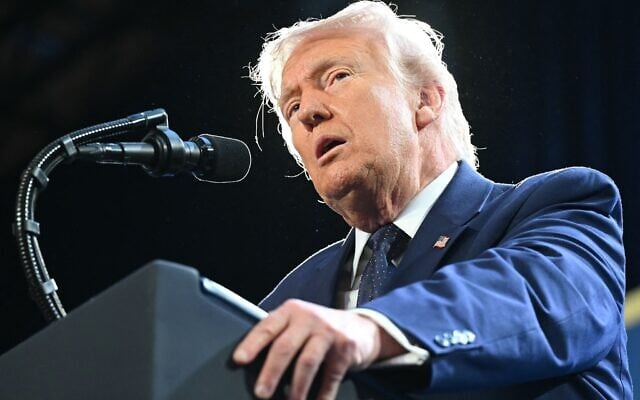 US President Donald Trump speaks during the Republican Members Issues Conference at Trump National Doral in Miami, Florida, on March 9, 2026. (SAUL LOEB / AFP) US President Donald Trump speaks during the Republican Members Issues Conference at Trump National Doral in Miami, Florida, on March 9, 2026. (SAUL LOEB / AFP)