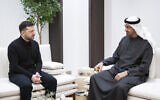 An undated handout photograph released on March 28, 2026, by the United Arab Emirates Presidential Court shows UAE's President Sheikh Mohamed bin Zayed al-Nahyan (R) meeting with Ukrainian President Volodymyr Zelensky in the United Arab Emirates (Abdulla AL-NEYADI / UAE PRESIDENTIAL COURT / AFP)