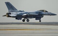 An F-16 fighter aircraft of the United Arab Emirates Air Force during the Dubai Air Show in Dubai, United Arab Emirates, November 18, 2025. (Fatima Shbair/AP)