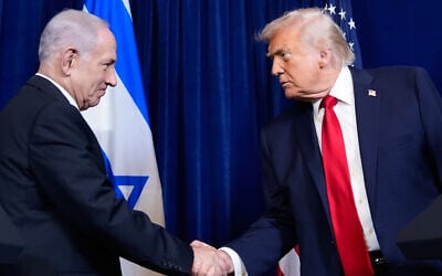 US President Donald Trump, right, shakes hands with Prime Minister Benjamin Netanyahu during a news conference at Mar-a-Lago, in Palm Beach, Florida, December 29, 2025. (Alex Brandon/AP) US President Donald Trump, right, shakes hands with Prime Minister Benjamin Netanyahu during a news conference at Mar-a-Lago, in Palm Beach, Florida, December 29, 2025. (Alex Brandon/AP)