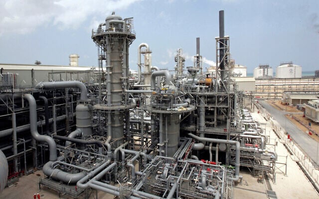 This April 4, 2009, file photo, shows a gas production facility at Ras Laffan, Qatar. (AP/Maneesh Bakshi) This April 4, 2009, file photo, shows a gas production facility at Ras Laffan, Qatar. (AP/Maneesh Bakshi)