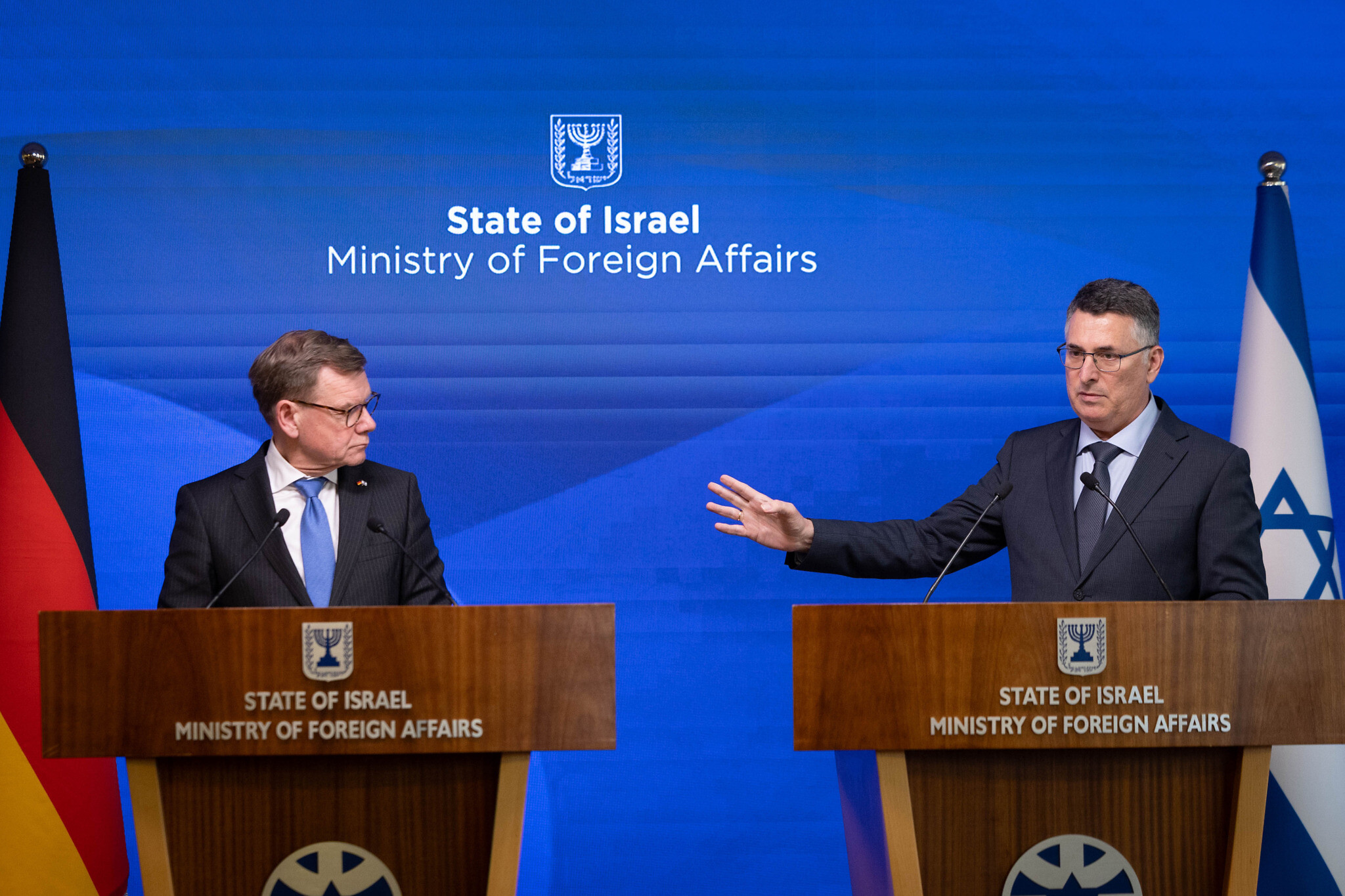 Alongside visiting German FM, Sa'ar says Israel not seeking 'endless ...