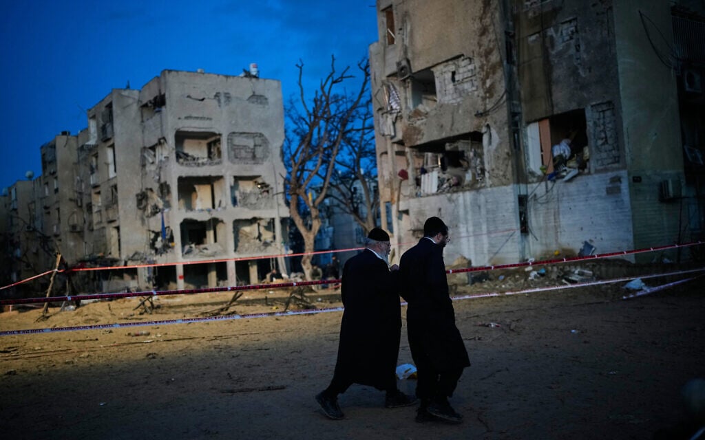 In Arad, missile blast adds fuel to feud over shelters being used as synagogues