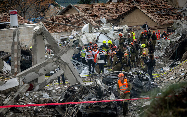 The scene where a ballistic missile fired from Iran hit Beit Shemesh, March 1, 2026. (Yonatan Sindel/Flash90)