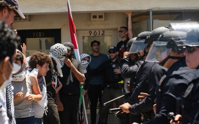 Anti-Israel protesters assemble outside of Adas Torah, a synagogue in the Pico Robertson neighborhood of Los Angeles, July 23, 2024. (Shay Horse/NurPhoto via Getty Images and JTA) Anti-Israel protesters assemble outside of Adas Torah, a synagogue in the Pico Robertson neighborhood of Los Angeles, July 23, 2024. (Shay Horse/NurPhoto via Getty Images and JTA)