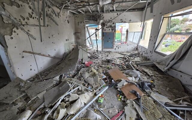 Damage caused to a daycare by a cluster munition from an Iranian ballistic missile in Rishon Lezion, March 21, 2026. (Israel Police)