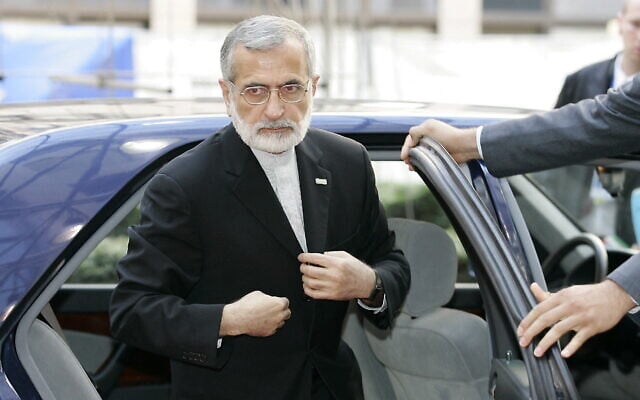 Iranian Foreign Minister Kamal Kharazi arrives at the European Union headquarters in Brussels 22 June 2005 for an international conference on Iraq. (Photo by GERARD CERLES / AFP) Iranian Foreign Minister Kamal Kharazi arrives at the European Union headquarters in Brussels 22 June 2005 for an international conference on Iraq. (Photo by GERARD CERLES / AFP)