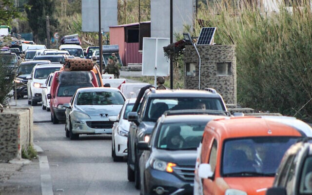Vehicles drive through an army checkpoint in the al-Qassimyah area as they head towards southern Lebanon early on April 8, 2026, after the United States and Iran agreed to a two-week ceasefire (Kawnat HAJU / AFP) Vehicles drive through an army checkpoint in the al-Qassimyah area as they head towards southern Lebanon early on April 8, 2026, after the United States and Iran agreed to a two-week ceasefire (Kawnat HAJU / AFP)