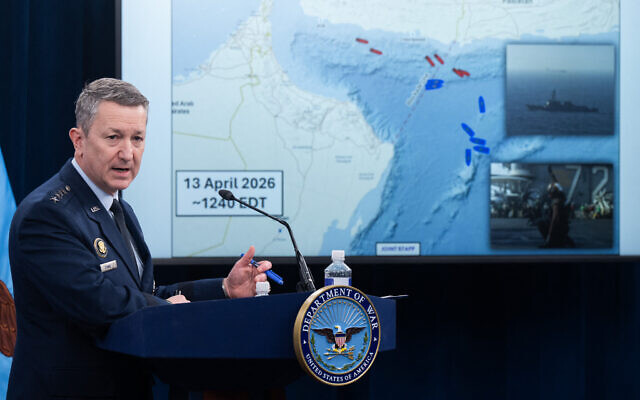 US Chairman of the Joint Chiefs of Staff Gen. Dan Caine speaks during a press briefing at the Pentagon in Washington on April 16, 2026. (SAUL LOEB / AFP)