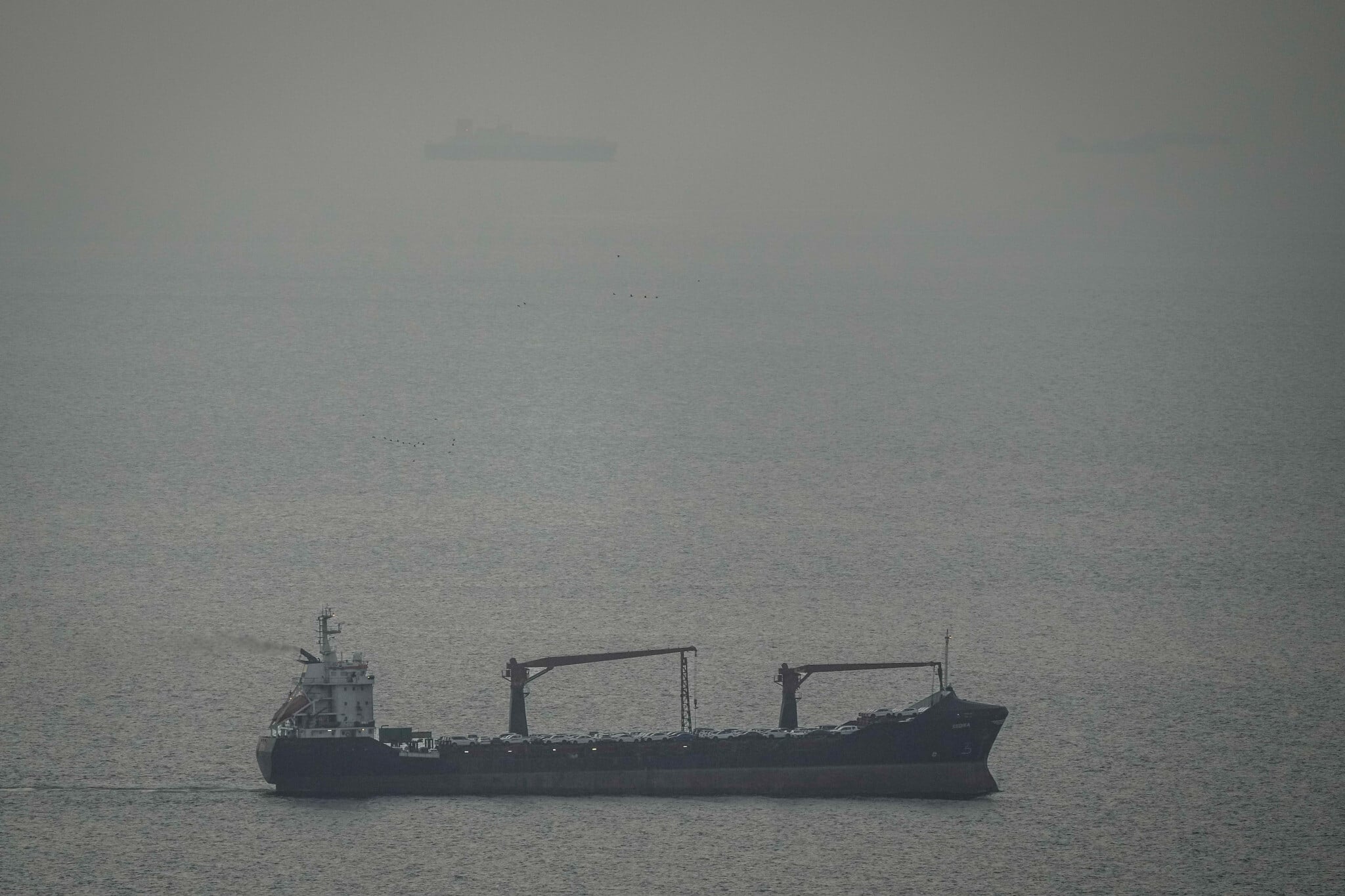 Hormuz traffic remains at a trickle as US blockade of Iranian ports appears to hold