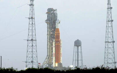 NASA's Artermis II moon rocket sits on Launch Pad 39-B at the Kennedy Space Center hours ahead of a planned launch attempt, April 1, 2026, in Cape Canaveral, Florida. (AP/Chris O'Meara)