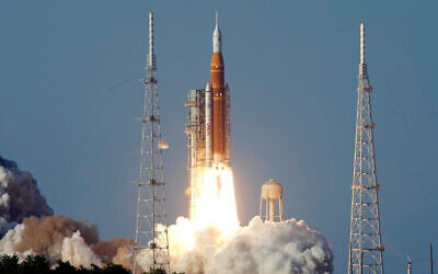 NASA's Artemis II moon rocket lifts off from the Kennedy Space Center's Launch Pad 39-B, April 1, 2026, in Cape Canaveral, Fla. (AP Photo/Chris O'Meara) NASA's Artemis II moon rocket lifts off from the Kennedy Space Center's Launch Pad 39-B, April 1, 2026, in Cape Canaveral, Fla. (AP Photo/Chris O'Meara)