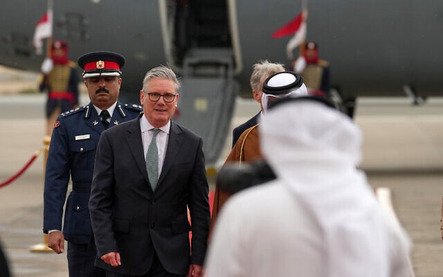Britain's Prime Minister Keir Starmer is welcomed at an airport in Bahrain, April 9, 2026. (AP/Alastair Grant, Pool) Britain's Prime Minister Keir Starmer is welcomed at an airport in Bahrain, April 9, 2026. (AP/Alastair Grant, Pool)